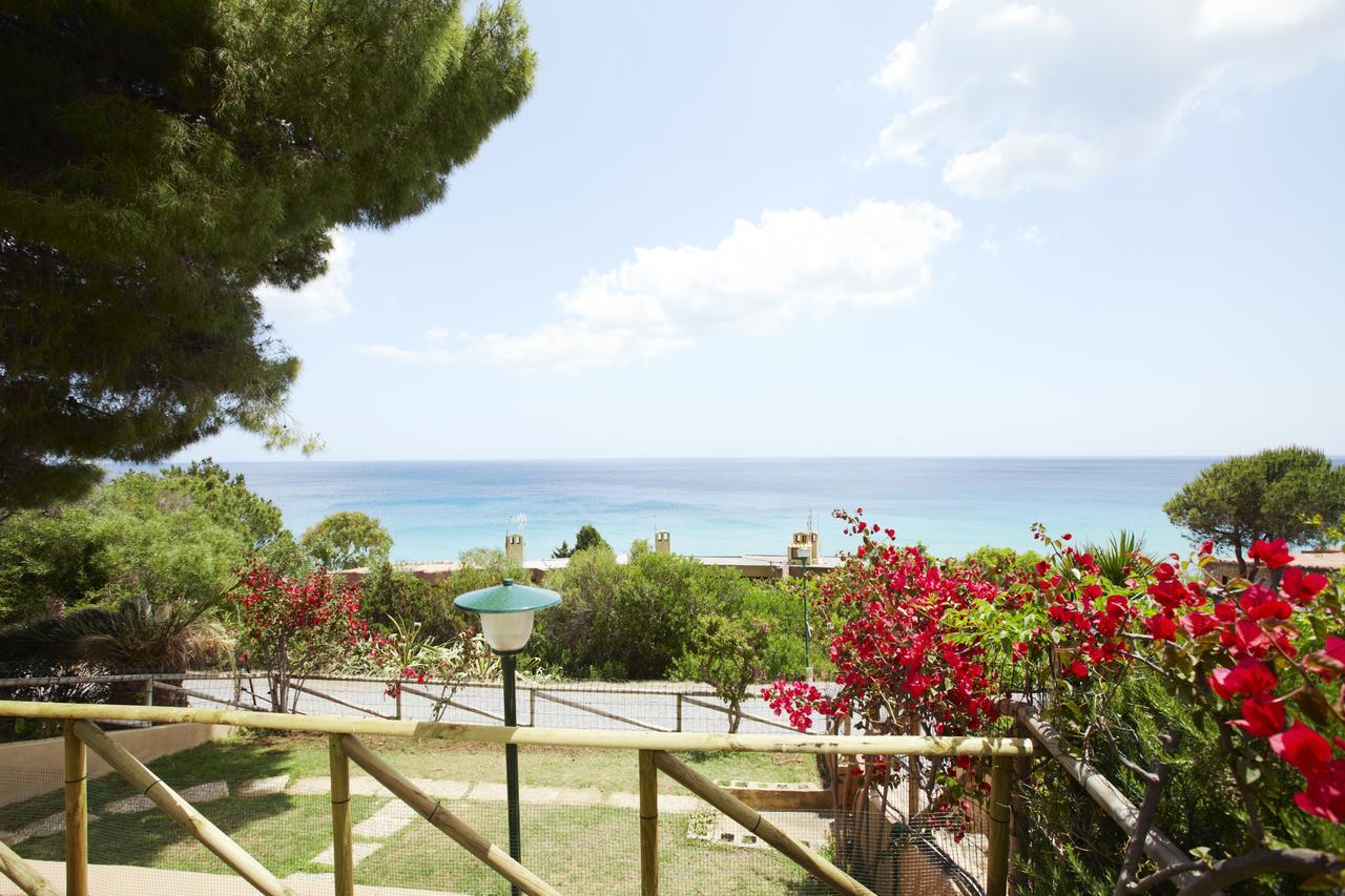 Pinus Village Sea Front Apartment Pula Exterior photo